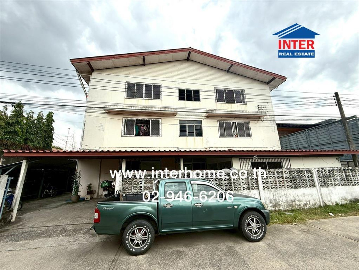 3-story apartment, 174 sq m. Apartment, Soi Sukonthasawat 14 Sukonthasawat Road, Lat Phrao District, Bangkok