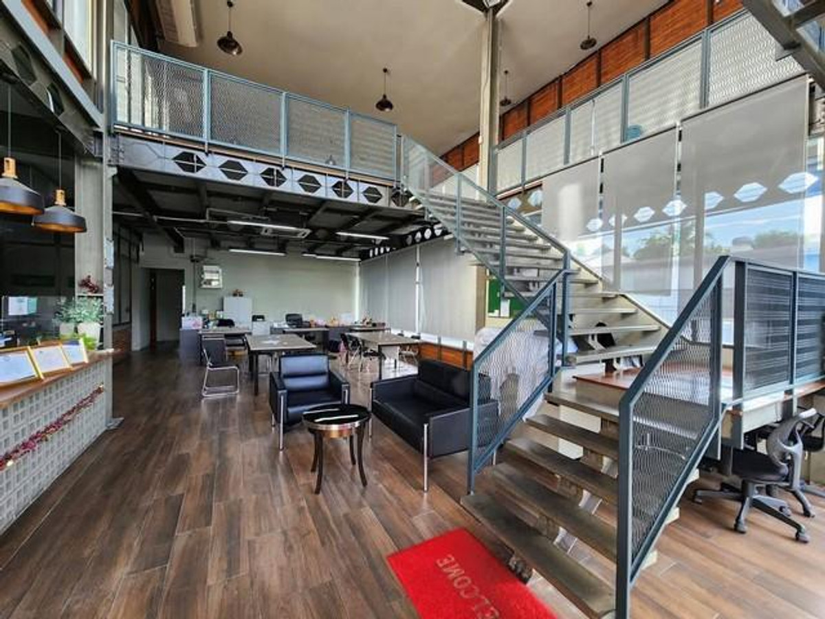 3-story building for rent, has a meeting room, 9 bathrooms, parking for 6 cars, Soi Ministry of Public Health. – รูปที่ 3