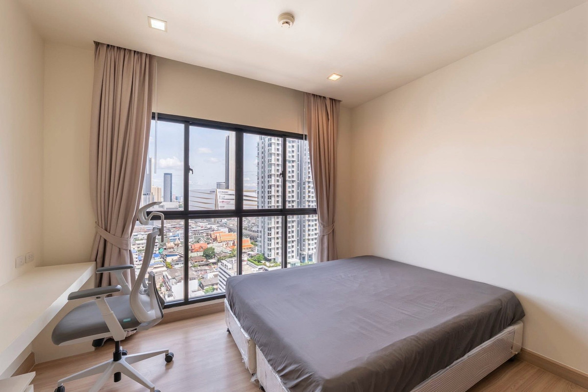 ST334 Urbano Absolute สาทร–ตากสิน คอนโดหรูใจกลางเมือง วิวแม่น้ำเจ้าพระยาและ ICONSIAM