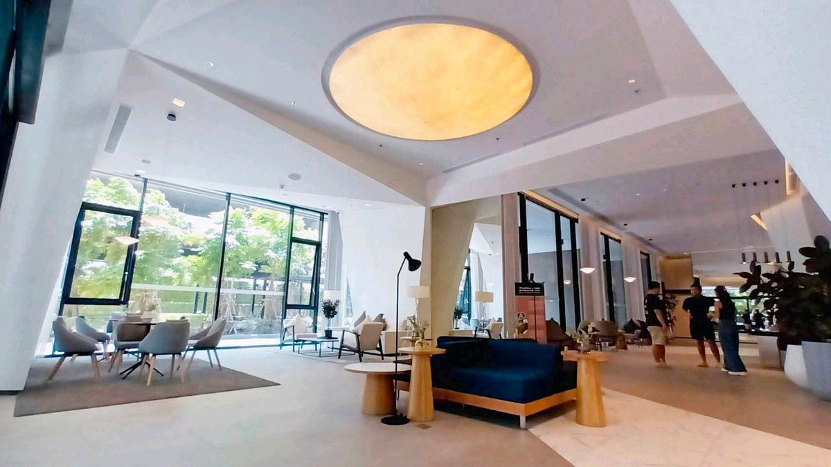 🔥For Rent Now🔥 NUE Noble Ratchada–Lat Phrao. Beautiful room, near MRT Lat Phrao (150 m), walking distance to Interchange.