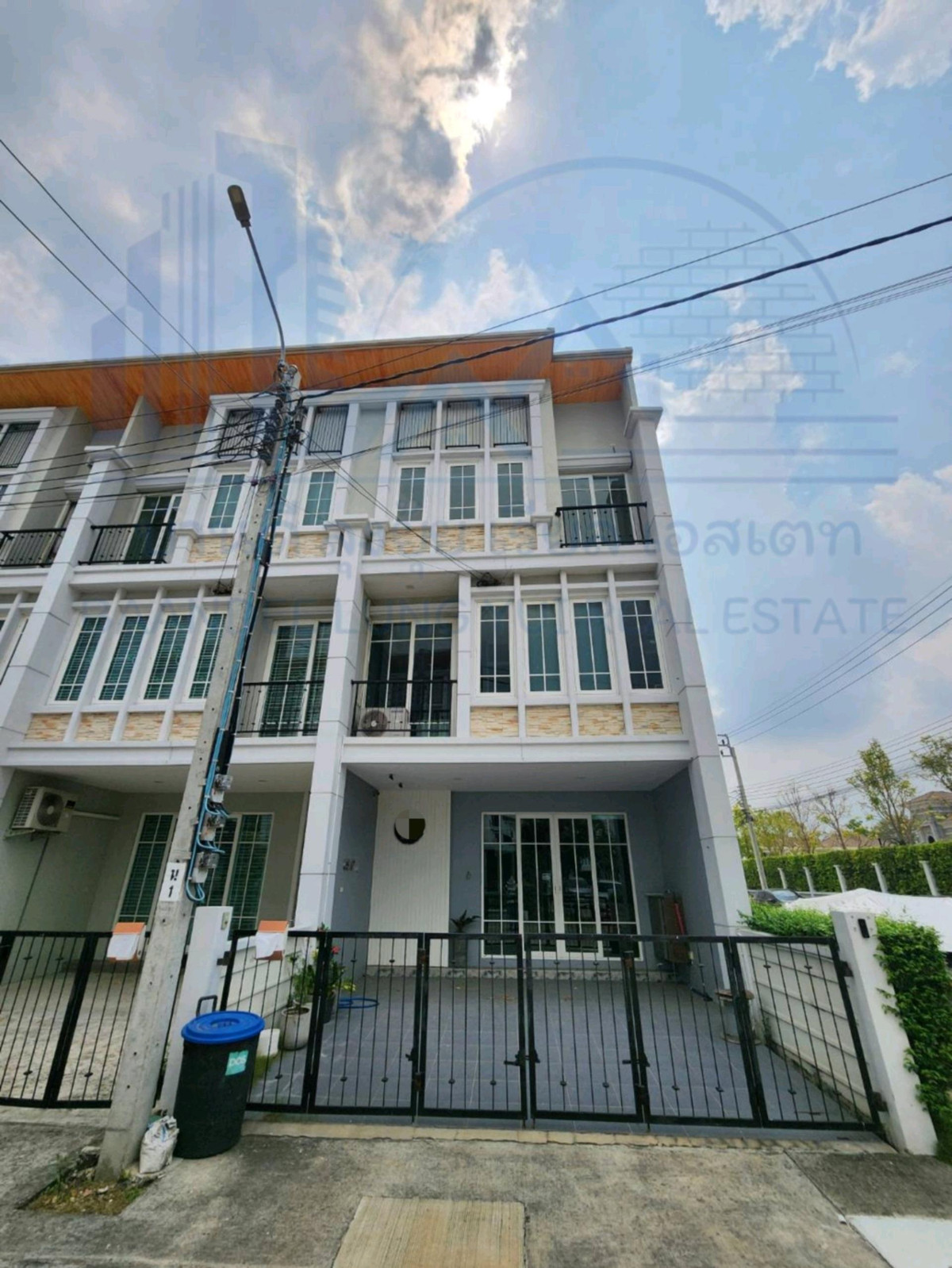Golden City Chaengwattana-Muang Thong Townhome for rent 🎉🎉🎖️