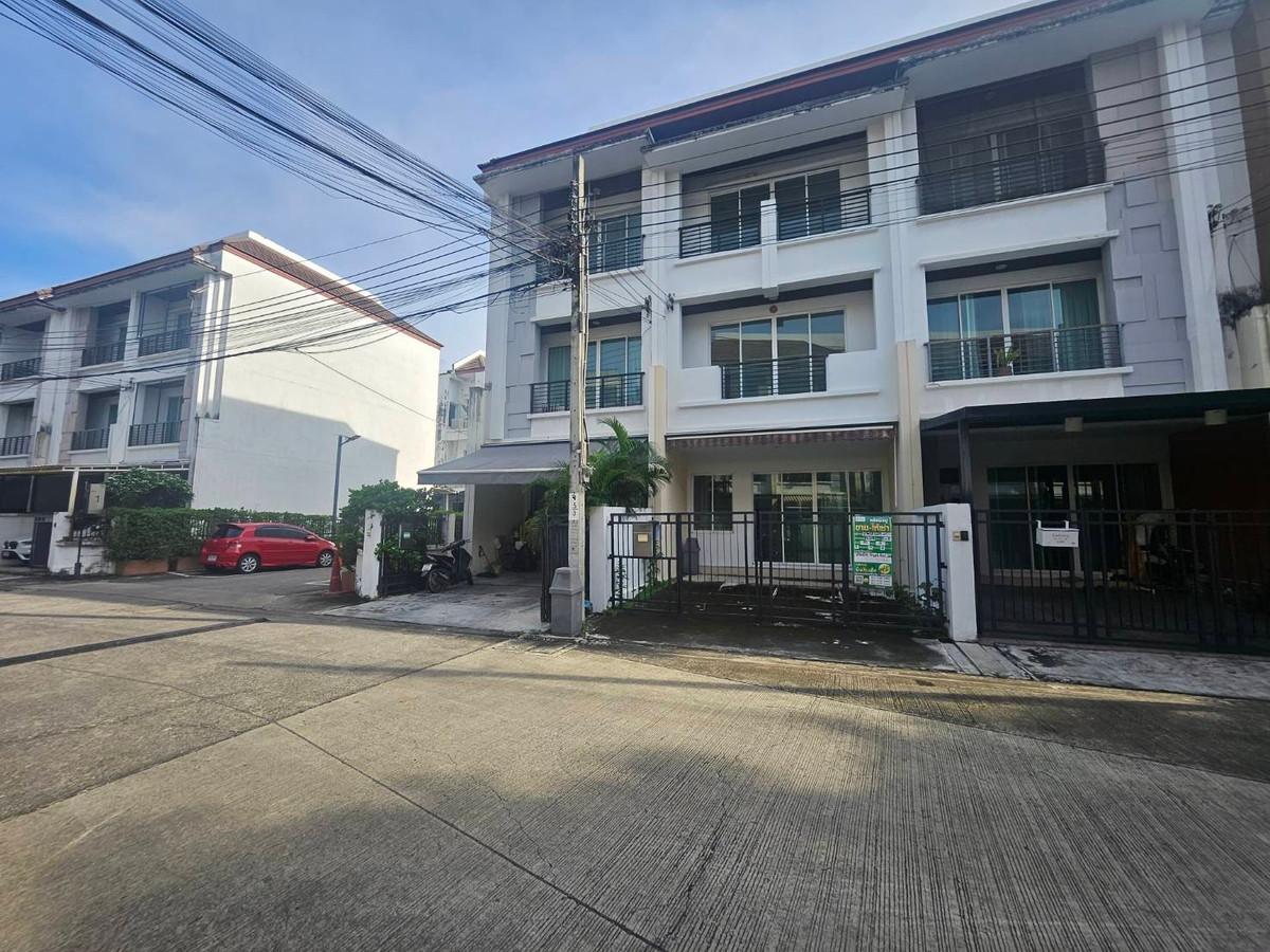 🏡 ขายทาวน์โฮม 3 ชั้น ขายราคาต่ำกว่าประเมิน โครงการคุณภาพ ใกล้เลียบด่วน 🚆 ใกล้รถไฟฟ้าสายสีเหลือง สถานีลาดพร้าว 101 🏡 ขายเพียง 4,444,000 บาท 🏡 ขายทาวน์โฮม 3 ชั้น ขายราคาต่ำกว่าประเมิน โครงการคุณภาพ ใกล้เลียบด่วน 🚆 ใกล้รถไฟฟ้าสายสีเหลือง สถานีลาดพร้าว 101 🏡 ขายเพียง 4,444,000 บาท