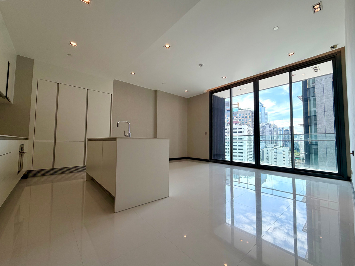 แค่ทางเชื่อมก็คุ้มแล้ว เดินไปสวนเบญ ก็สบาย โทร 0946503223 – รูปที่ 2