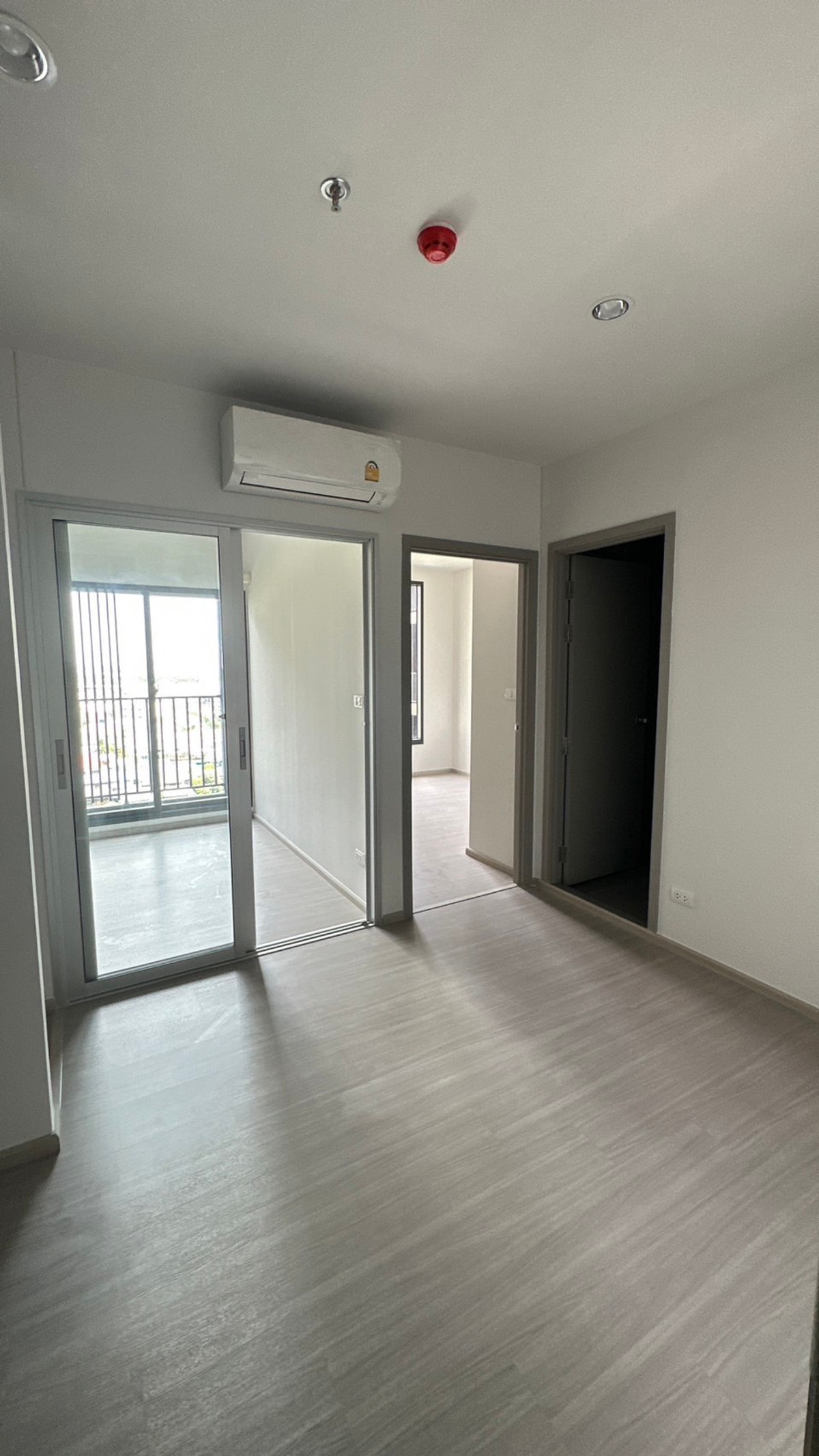 Here comes Building A for sale: The Parkland Phetkasem 56 🛌1Bed 30sq.m.🚇Near MRT Phasi Charoen Here comes Building A for sale: The Parkland Phetkasem 56 🛌1Bed 30sq.m.🚇Near MRT Phasi Charoen