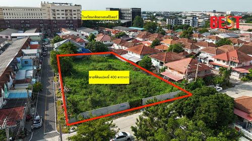 ขายที่ดินเปล่าแปลงมุม ทำเลดี หมู่บ้านบ้านบัวทอง 2 ซอย 22/6 ใกล้ โรงเรียน กสิณธรเซนต์ปีเตอร์