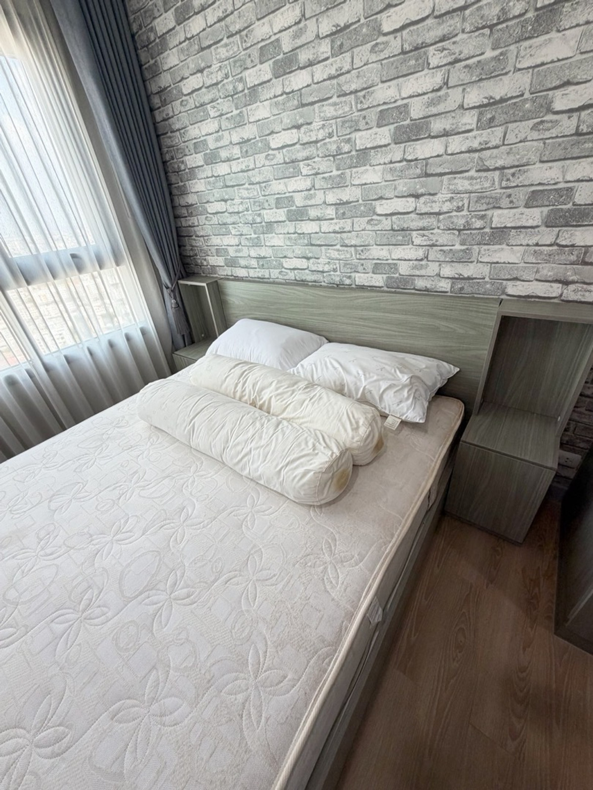 Condo for sale, 1 bedroom, 1 living room with kitchen, 1 bathroom, complete with furniture and electrical appliances, ready to move in. Condo for sale, 1 bedroom, 1 living room with kitchen, 1 bathroom, complete with furniture and electrical appliances, ready to move in.