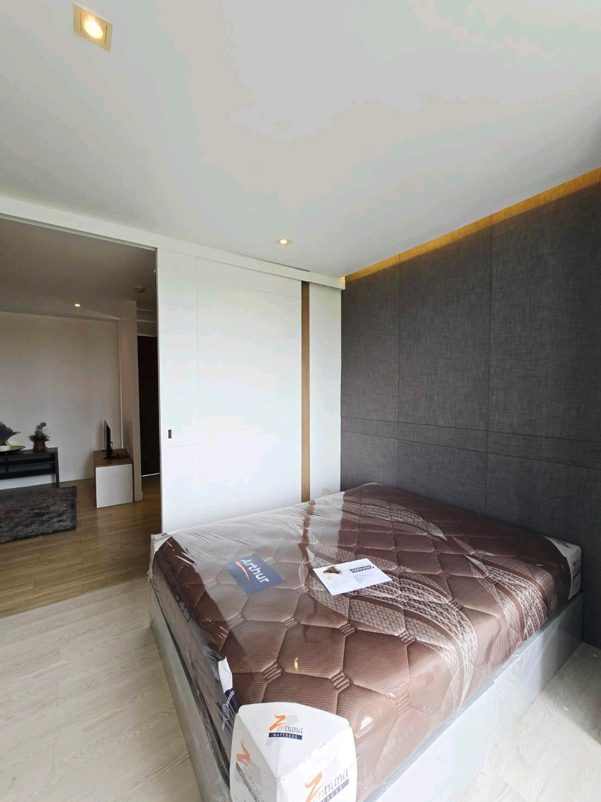 ขายคอนโดสวย Light Stage Condominium – รูปที่ 2