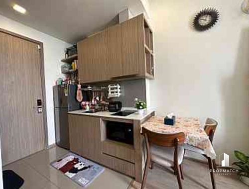 ✨Flash Deal ✨Centric ratchayothin (1Bed 1Bath 32.5SQM.) ready to move in! Only 4,350,000 baht Tel.0981315848 @propmatch