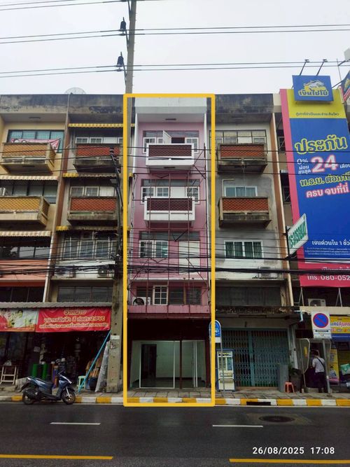 95117 - 4-story commercial building for sale for business, office building.