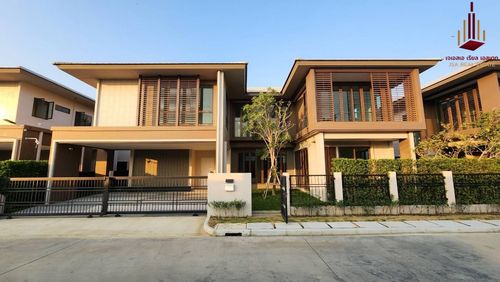 ✨ For Rent: Burasiri Krungthepkreetha ✨  💰 Only 229,000 THB/month