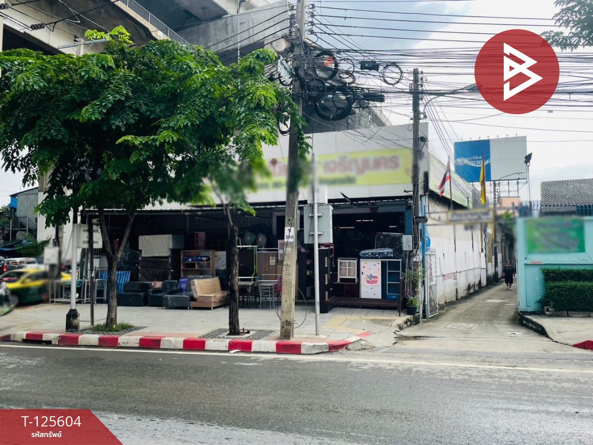 Empty plot of land for sale, area 1 ngan 3 sq m, Rat Burana, Bangkok. Empty plot of land for sale, area 1 ngan 3 sq m, Rat Burana, Bangkok.