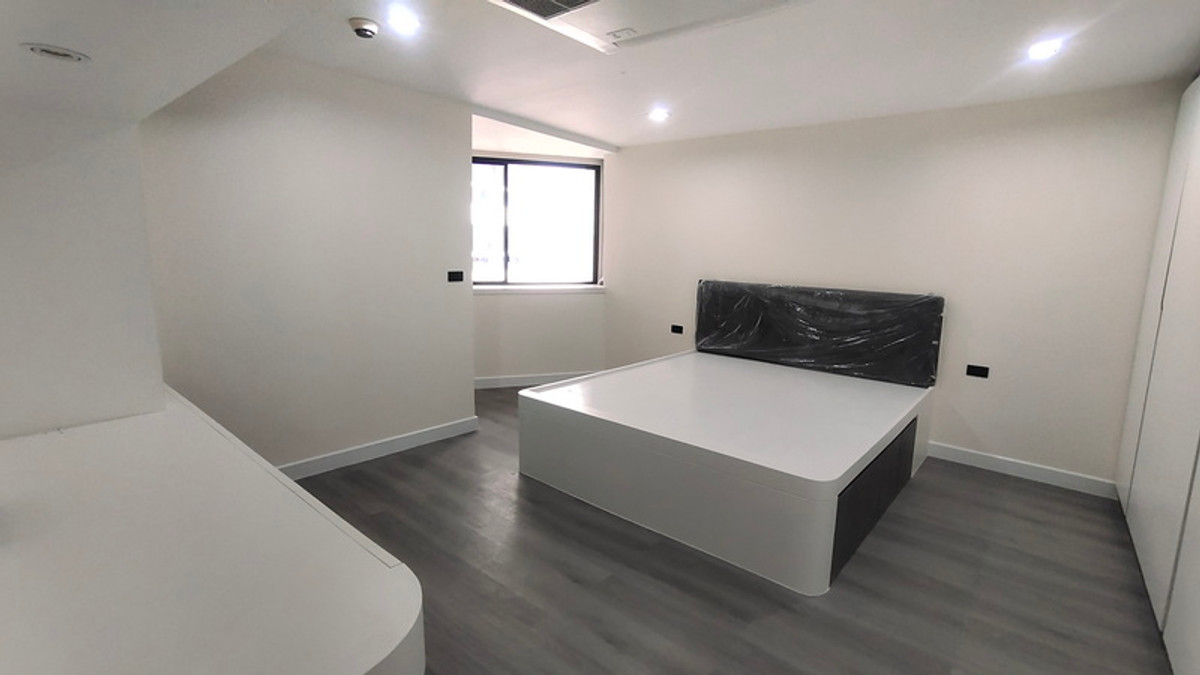 ขาย คอนโด 3 ห้องนอน ปรับปรุงใหม่ ขนาด 223 ตรม. ย่านพร้อมพงษ์ – รูปที่ 3