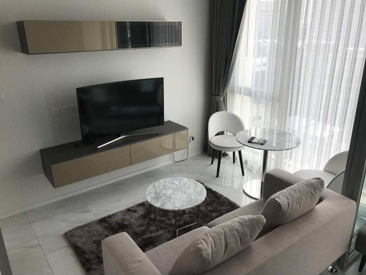 Beautiful room with Best Price Beautiful unit with Best Price Beautiful room with Best Price Beautiful unit with Best Price