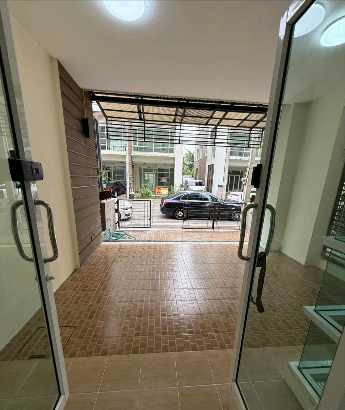 ‼️Home Office For Rent‼️ ✨Ready to Move in✨ให้เช่า โครงการ 𝐏𝐫𝐞𝐦𝐢𝐮𝐦 𝐏𝐥𝐚𝐜𝐞  นวมินทร์-สุขาภิบาล 1 (ใกล้ซ.นวมินทร์ 89)✨ (Premium Place  Nawamin 87- 89 )  – รูปที่ 2