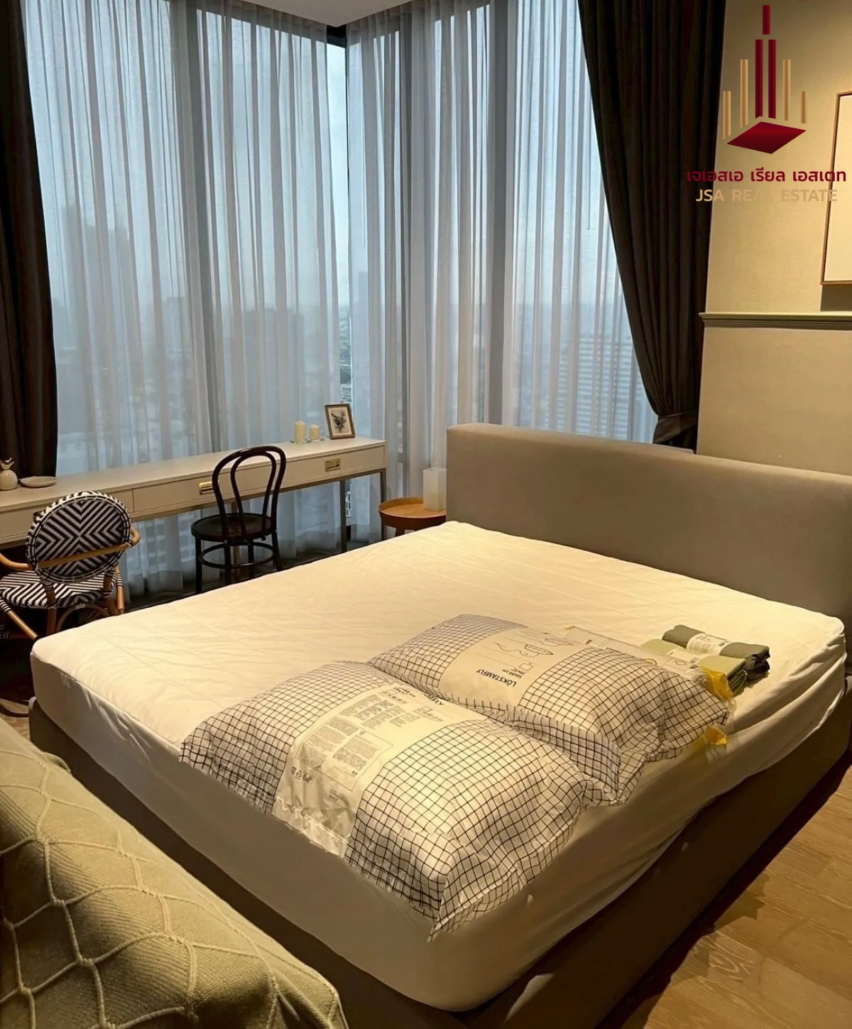✨ For Rent: Ashton Silom ✨ 💰 Only 32,000THB/month ✨ For Rent: Ashton Silom ✨ 💰 Only 32,000THB/month