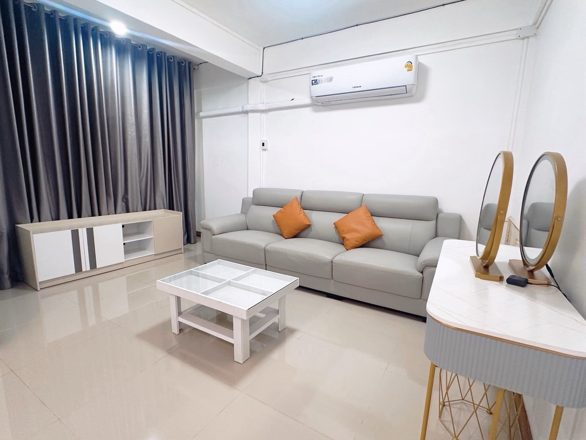 ☀️Townhome 4 bedrooms Huai Khwang Ratchada 18 new furniture Complete electrical appliances Empty house ready to move in ✅