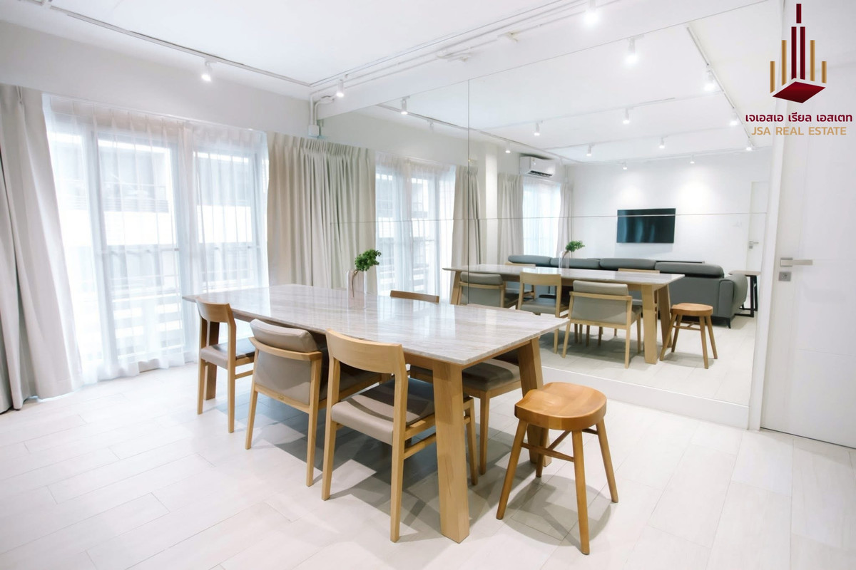✨ Selling Navin Court ✨Only 15.9 MB ✨ Selling Navin Court ✨Only 15.9 MB