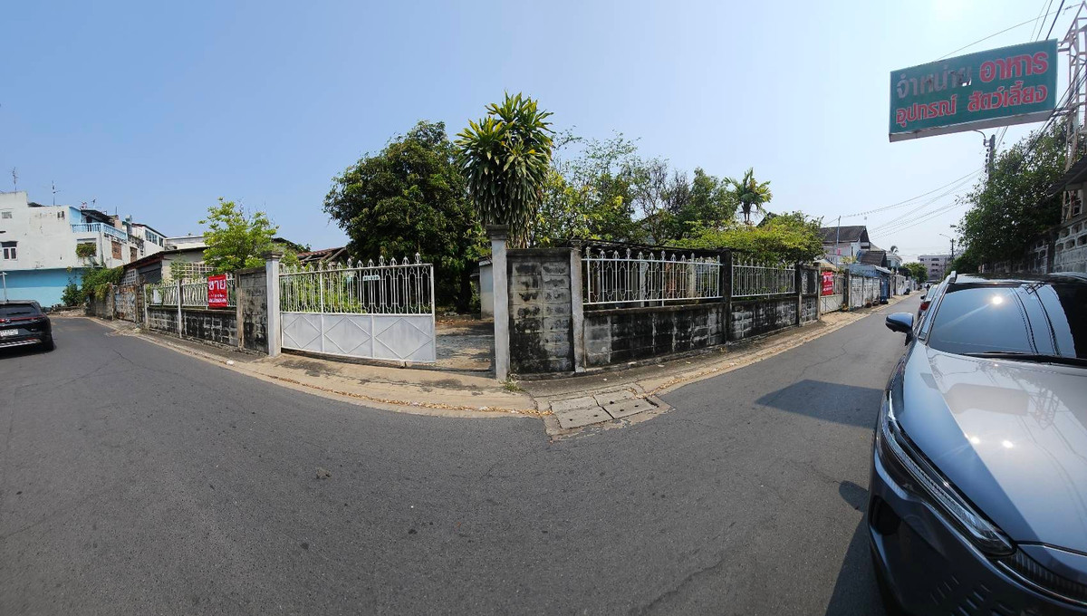 House: ⸻ 🏡 Empty land for sale, 54 sq m., Ramintra 42/3 (Km. 7) 🚆 Close to the Pink/Yellow Line, only 600 m. | Next to the main road 💰 Only 9.9 million | Suitable for building a house/home office/apartment. House: ⸻ 🏡 Empty land for sale, 54 sq m., Ramintra 42/3 (Km. 7) 🚆 Close to the Pink/Yellow Line, only 600 m. | Next to the main road 💰 Only 9.9 million | Suitable for building a house/home office/apartment.