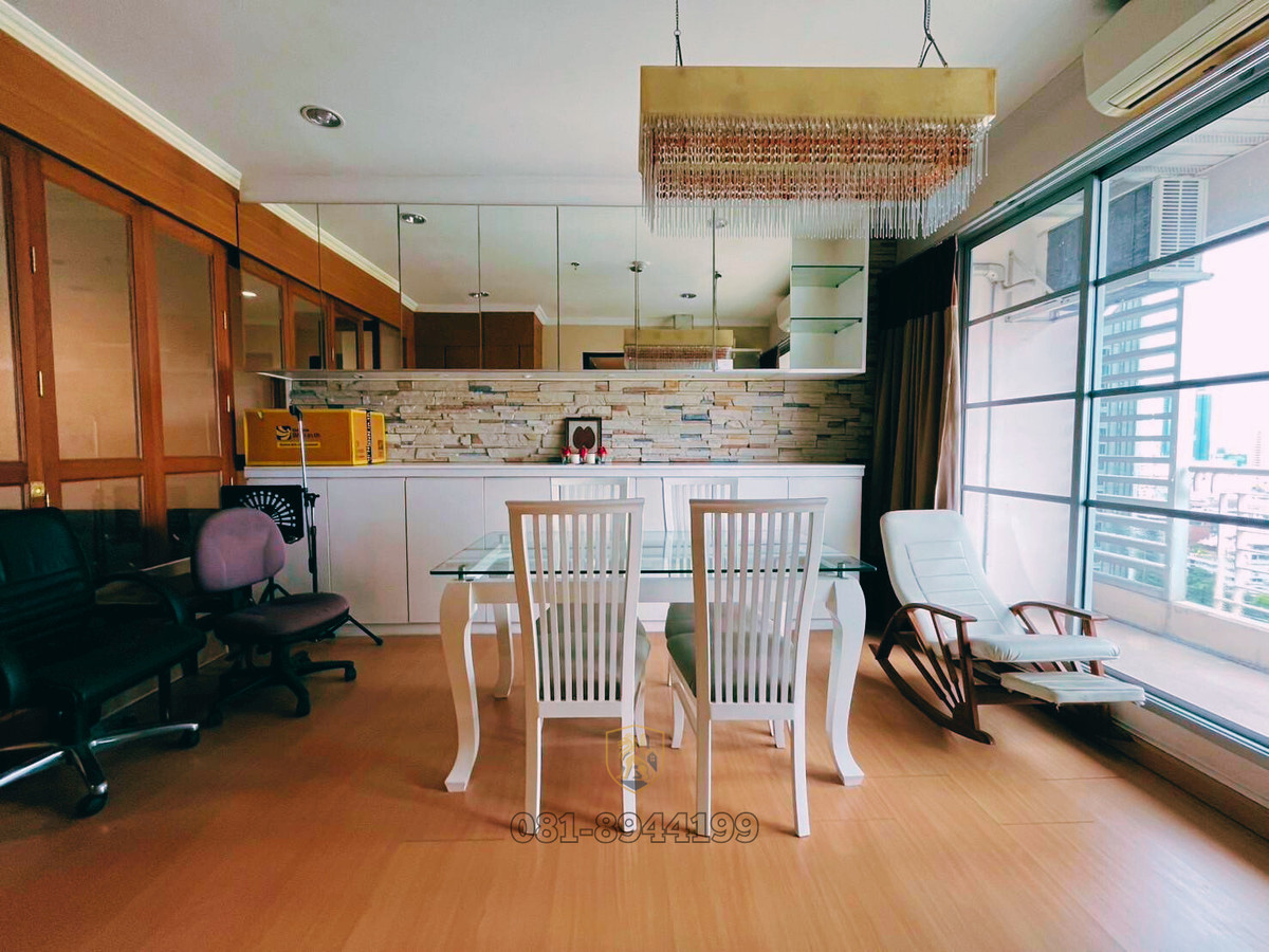 ✨ Golden Opportunity for Investors & City Home Seekers! ✨ ✨ Golden Opportunity for Investors & City Home Seekers! ✨
