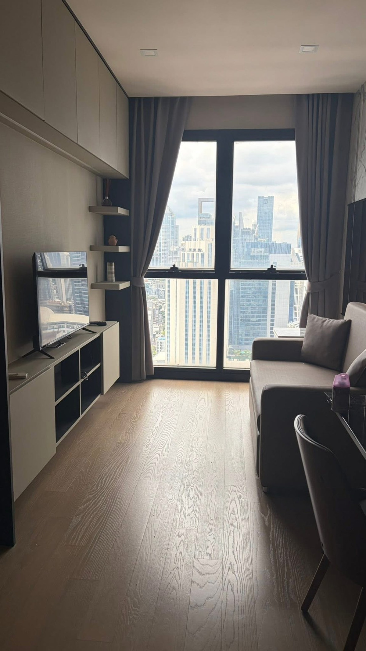 ⚜️ปล่อยเช่า Ashton Asoke (แอชตัน อโศก) สนใจสอบถาม แอดไลน์ 🆔 𝐈𝐃 𝐋𝐢𝐧𝐞 : @glorious1 หรือ https://lin.ee/897Debr โทร 099 498 2461 ⚜️ปล่อยเช่า Ashton Asoke (แอชตัน อโศก) สนใจสอบถาม แอดไลน์ 🆔 𝐈𝐃 𝐋𝐢𝐧𝐞 : @glorious1 หรือ https://lin.ee/897Debr โทร 099 498 2461