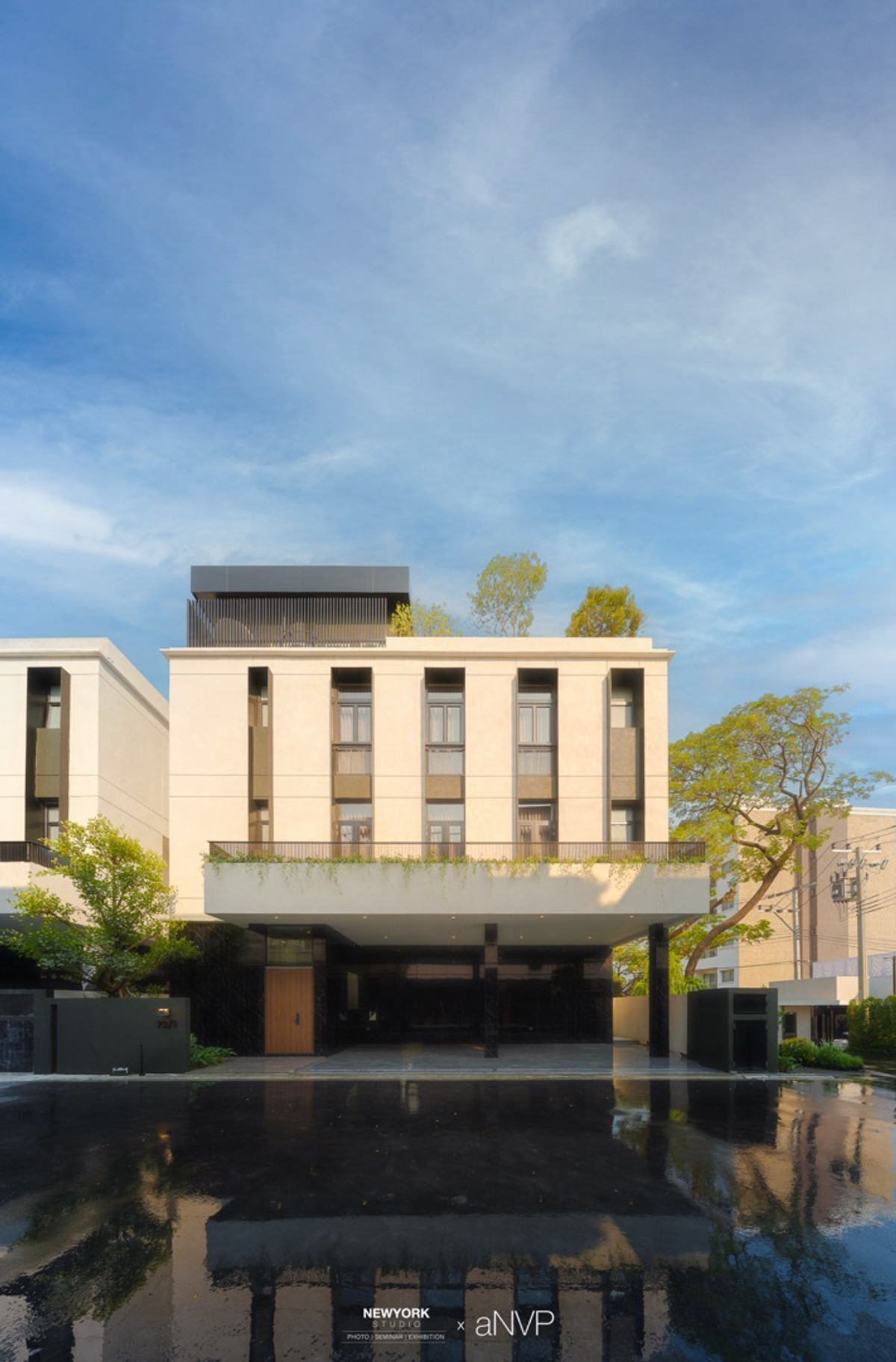 Arna Rama 9 – บ้านเดี่ยว 611 ตร.ม. พร้อมลิฟต์ และ Rooftop Garden 📲 𝟎𝟔𝟒-𝟕𝟗𝟒𝟒𝟐𝟔𝟑(คุณน้ำ) Arna Rama 9 – บ้านเดี่ยว 611 ตร.ม. พร้อมลิฟต์ และ Rooftop Garden 📲 𝟎𝟔𝟒-𝟕𝟗𝟒𝟒𝟐𝟔𝟑(คุณน้ำ)
