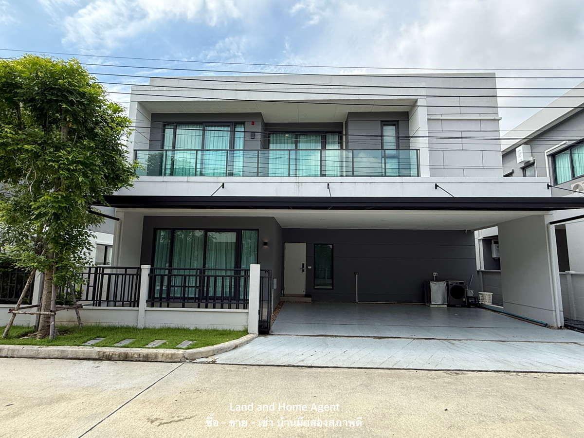 Single house for sale in Centro Bangna, fully furnished, near Mega Bangna. Single house for sale in Centro Bangna, fully furnished, near Mega Bangna.