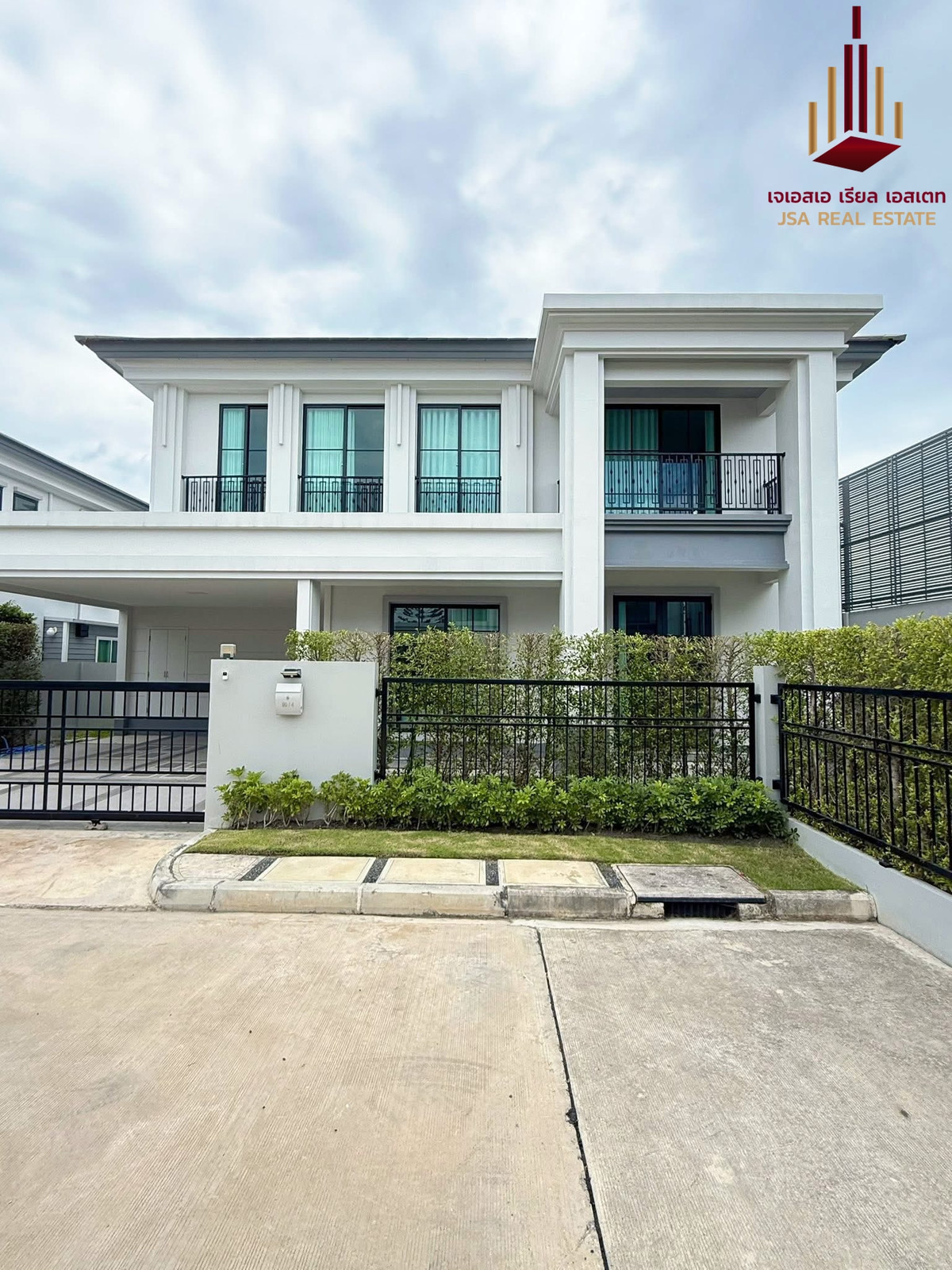 ✨ For Rent: Setthasiri Serithai ✨  💰 Only 130,000 THB/month