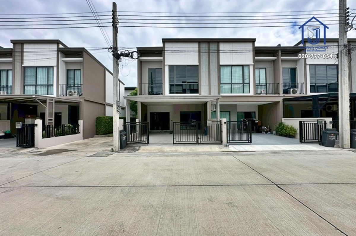 2-story townhome for sale, V Compound Village, Bangna-Srinakarin. Nam Daeng Road - Bang Phli, behind the edge, near Kanchanaphisek Ring Road, Burapha Withi Expressway. 2-story townhome for sale, V Compound Village, Bangna-Srinakarin. Nam Daeng Road - Bang Phli, behind the edge, near Kanchanaphisek Ring Road, Burapha Withi Expressway.