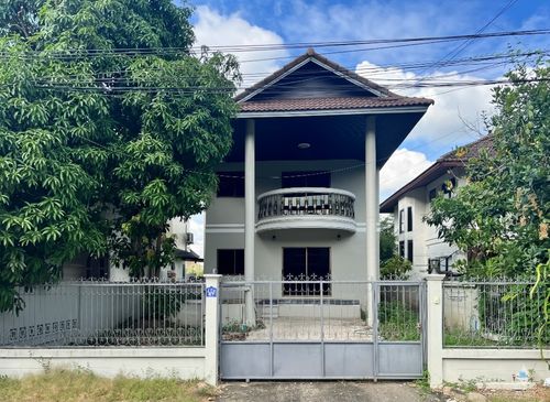 บ้าน ร่มฤดี ร่มเกล้า 25/5 / 3 ห้องนอน (ขาย), Baan Romrudee Romklao 25/5 / 3 Bedrooms (FOR SALE) BZD038