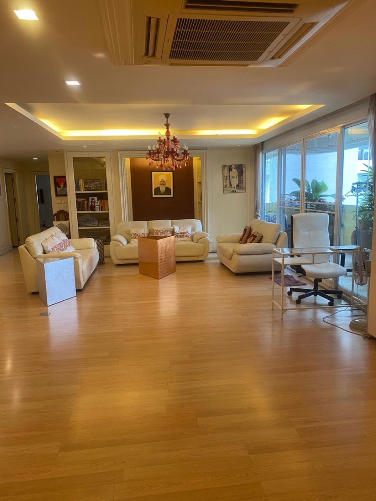 Live Big in Phrom Phong – 293 SQM for Sale at DS Tower 1 3Bed3 Bath 30.5 MB🔥 Live Big in Phrom Phong – 293 SQM for Sale at DS Tower 1 3Bed3 Bath 30.5 MB🔥