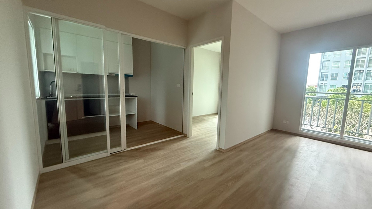 Condo for sale Lumpini Ville Charan - Fai Chai, 2 bedrooms, size 44 sq m., large room, separate kitchen, near Siriraj and MRT Charan 13, convenient travel to Charansanitwong, Siriraj Hospital, Bang Phlat, Phetkasem, Central Pinklao,