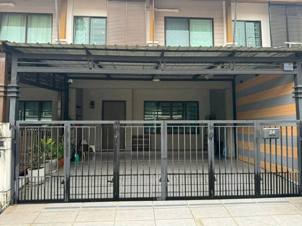 🏡✨ บ้านสวยพร้อมอยู่ ทำเลดี เดินทางสะดวก ใกล้ทองหล่อ–เอกมัย 🐶 รับสัตว์เลี้ยง บ้านว่างพร้อมเข้าอยู่