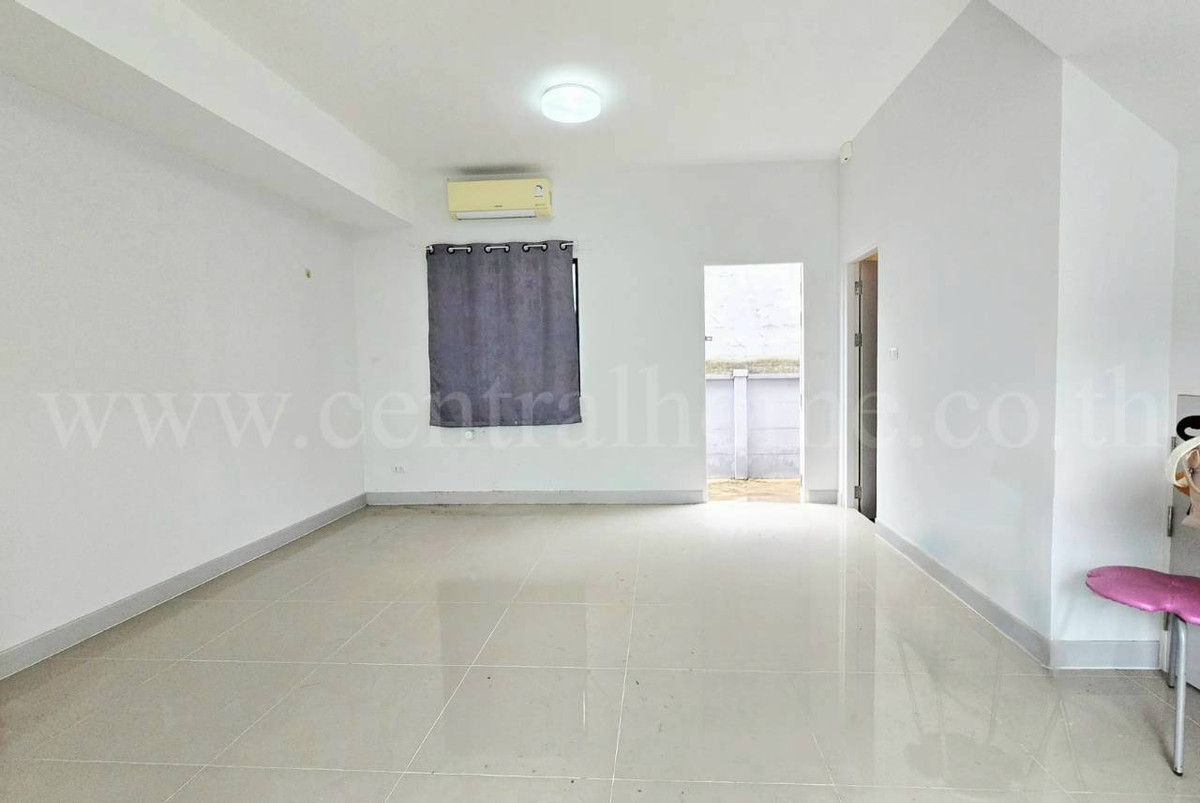 Townhouse Pleno Chaiyaphruek - Chaengwattana 2, cheap price. – รูปที่ 3