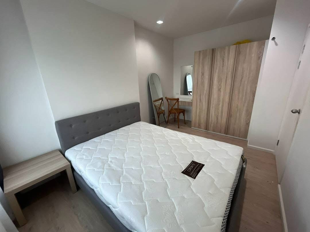 For rent: Escent, high-rise building, 17th floor, size 32 square meters. For rent: Escent, high-rise building, 17th floor, size 32 square meters.