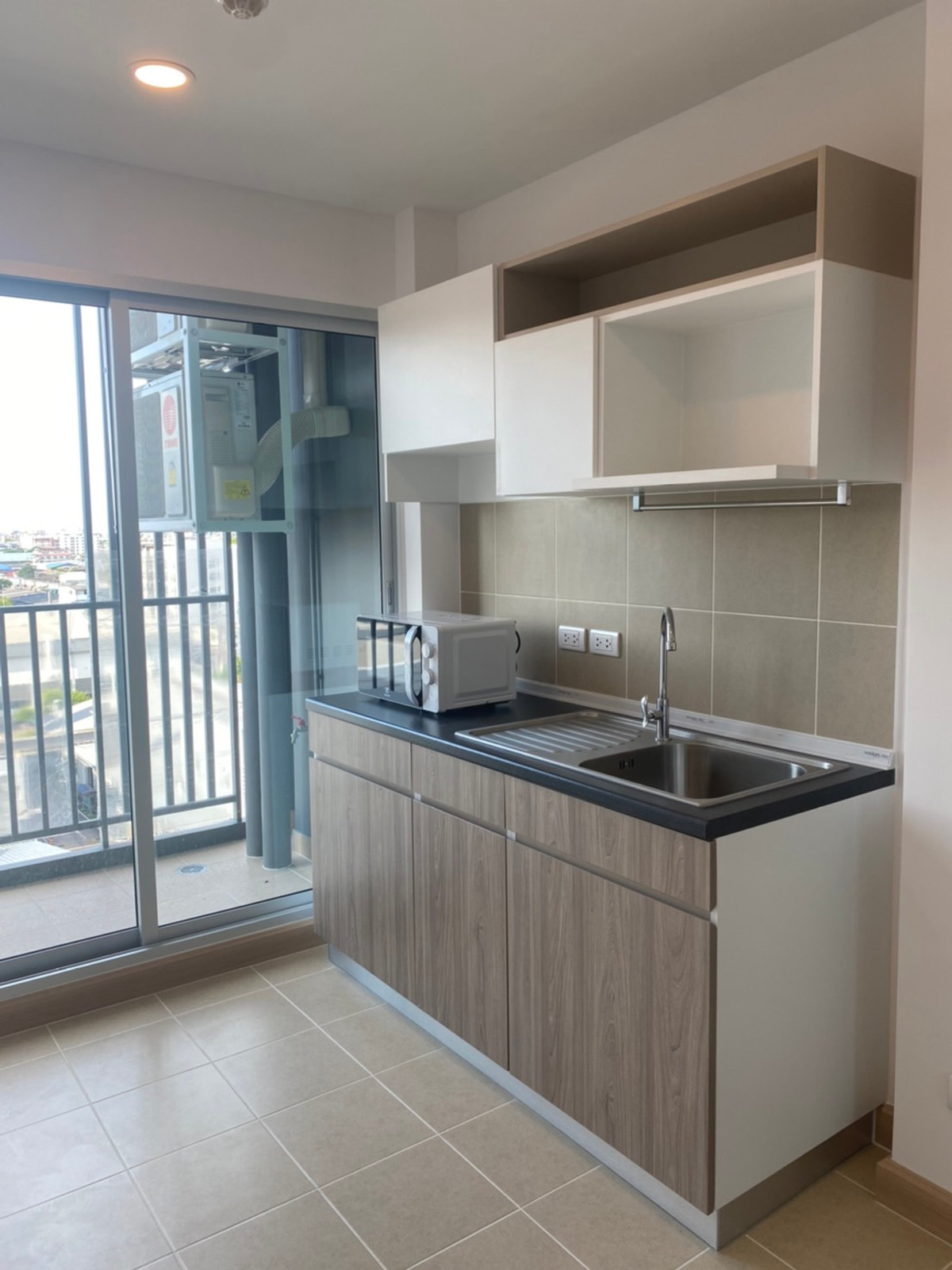 Condo for rent Supalai Veranda Sukhumvit 117 35 sq m. Condo for rent Supalai Veranda Sukhumvit 117 35 sq m.