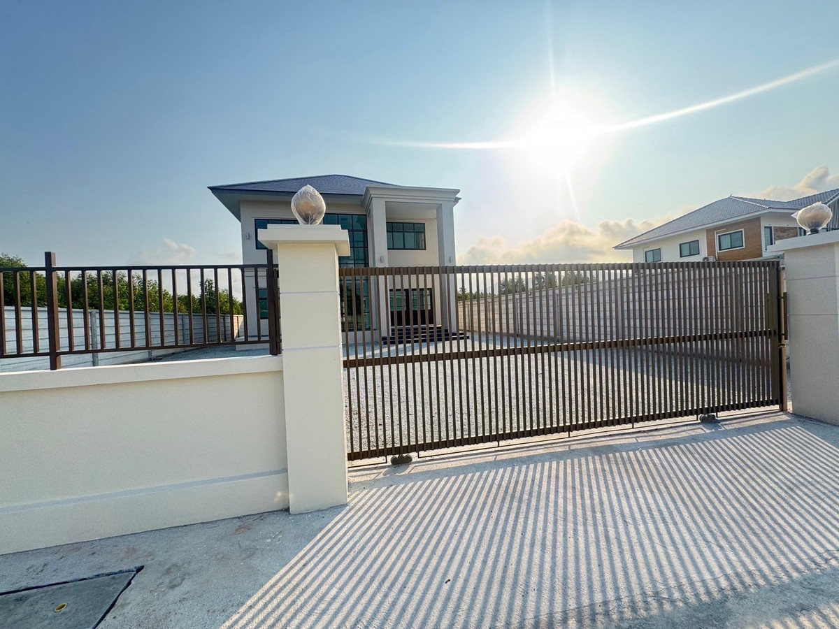 บ้านเดียว เหมือง อำเภอเมืองชลบุรี ชลบุรี / 4 ห้องนอน (ขาย), Detached House Muang Chon buri District Chonburi (FOR SALE) YEAN046 บ้านเดียว เหมือง อำเภอเมืองชลบุรี ชลบุรี / 4 ห้องนอน (ขาย), Detached House Muang Chon buri District Chonburi (FOR SALE) YEAN046