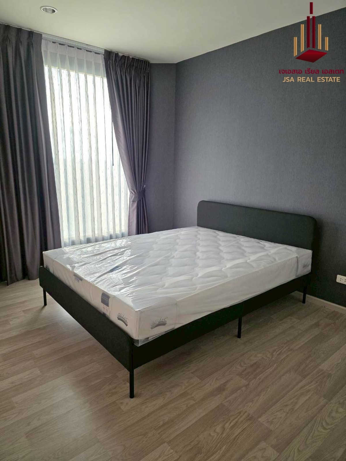 ✨ For Sale: Ideo Mobi Sukhumvit East point Condo ✨ 💰 Only 4,700,000 THB