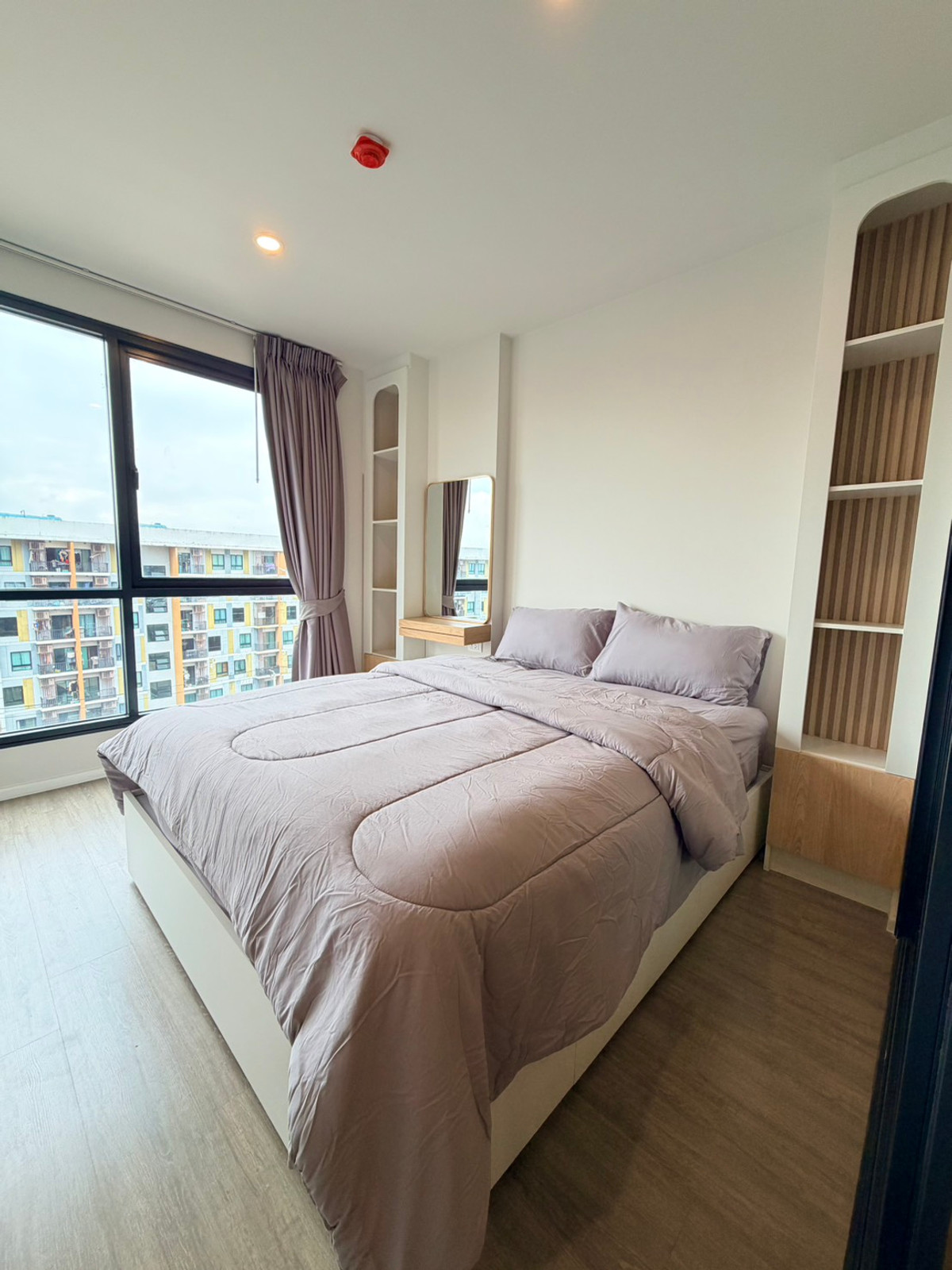 For rent: Blue Sukhumvit 105, 1 bedroom, 28 sq m., fully furnished, ready to move in, only 12,000 baht/month. For rent: Blue Sukhumvit 105, 1 bedroom, 28 sq m., fully furnished, ready to move in, only 12,000 baht/month.