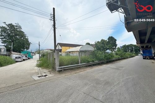 Office-warehouse for sale Sukhaphiban 5–Chatuchot 325 sq m, near the expressway