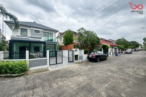 2-storey detached house for sale, 51 sq m, Neighbor Home Watcharapol, renovated, ready to move in.