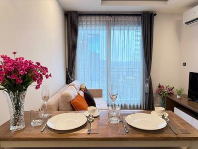 🔥Urgent for rent🔥 True Thonglor, spacious room, unblocked view, fully furnished, ready to move in, near BTS Thonglor