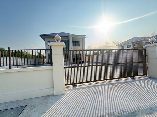 Detached House Muang Chon buri District Chonburi (FOR SALE) YEAN046