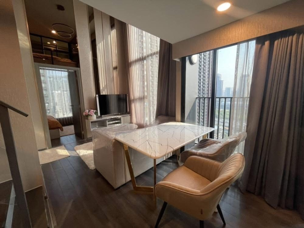 ขายคอนโด Knightsbridge Space Rama 9 ราคา 12,000,000 บาท [TTs251103]