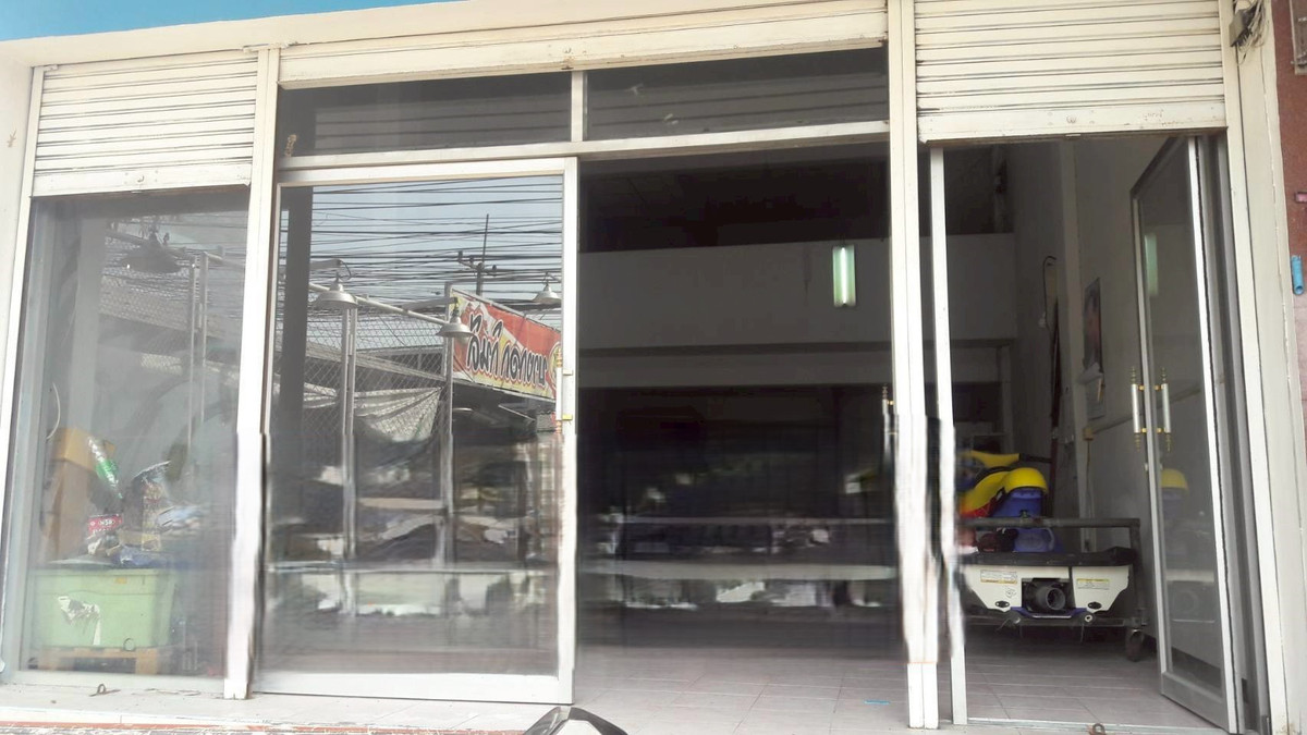 95301 - ขายอาคารพาณิชย์ 5 ชั้น ทำเลทอง บูรพาซิตี้ บางนา-ตราด กม.42 (ติดร้านทองแม่ศรี)