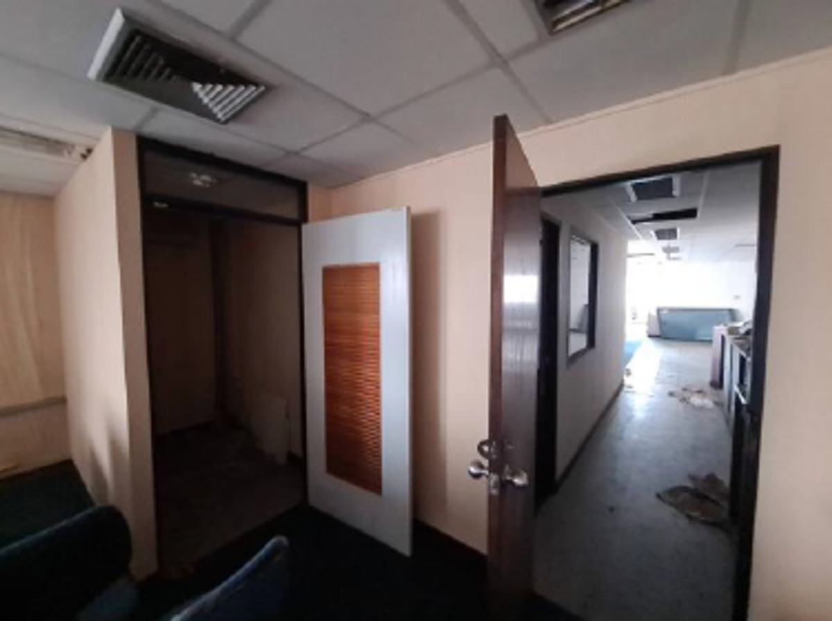 ขาย พื้นที่สำนักงาน 226.56 ตร.ม. ตึกสกุลไทย สุรวงศ์ ชั้น 35 – รูปที่ 3