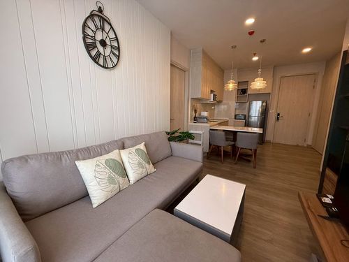 For rent: Keene Center, luxury condo, opposite Robinson Sriracha department store, beautiful room, Japanese style.