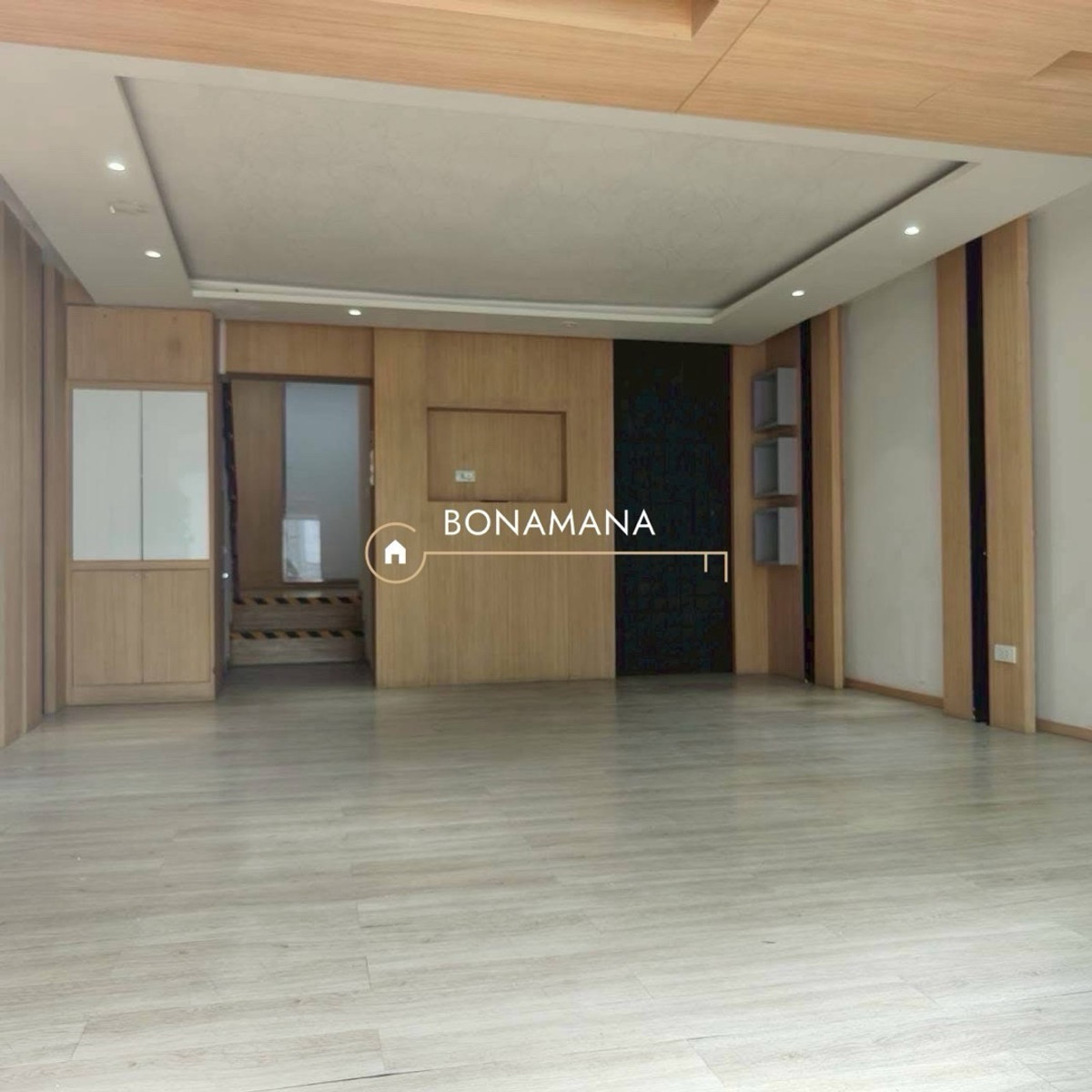 ให้เช่า ทาวน์โฮม/พื้นที่ธุรกิจ ทองหล่อ (BTS ทองหล่อ 1.9km) – รูปที่ 4