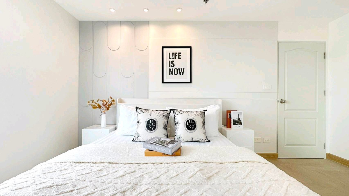 ✨️✨️Good promotion..Quick deal ✨️✨️ Condo house, low installments..worth more than renting, plus full furniture ✅️ Ready to move in, condo in #Bangna area 📌 Regent Home 7/1 🌳 ✨️✨️Good promotion..Quick deal ✨️✨️ Condo house, low installments..worth more than renting, plus full furniture ✅️ Ready to move in, condo in #Bangna area 📌 Regent Home 7/1 🌳