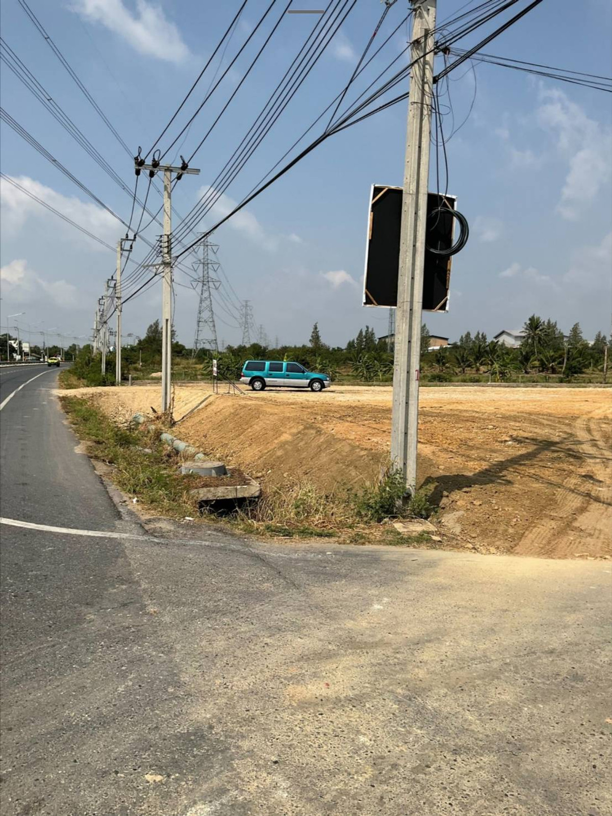 Land for sale, 1 rai, width 36 meters, already filled, next to Theparat-Lat Krabang main road. – รูปที่ 3