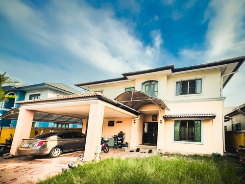 88595 - Single house for sale. Natural Ville Romklao has a Tropical Garden style that is beautiful, airy, comfortable, and easily ventilated.